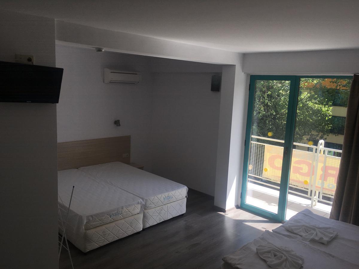Hotel Largo Σάνι Μπιτς Εξωτερικό φωτογραφία